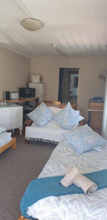 Copperpot Guesthouse Port Elizabeth Exterior photo